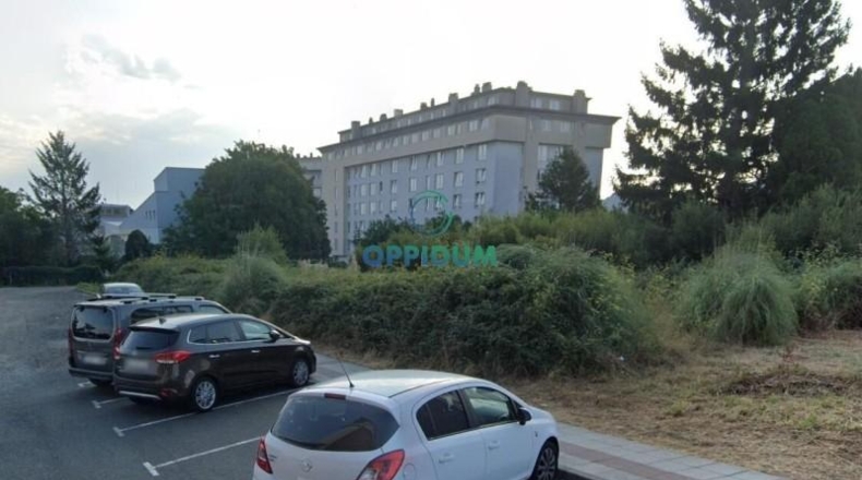 La Coruña - Narón - 1071m2