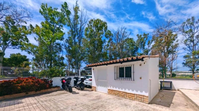 Cadiz - Chiclana de la Frontera - 615m2