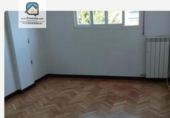 Отдельно стоящий дом с участком на продажу в городе Паленсия Фото