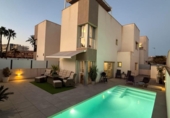 Chalet independiente con terreno en venta en la España, San Javier, ref: TR408717 foto