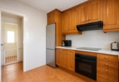 Отдельно стоящий дом с участком на продажу в городе Таррагона Фото
