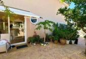 Chalet independiente con terreno en venta en la España, Orihuela, ref: TR321640 foto