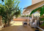 Chalet independiente con terreno en venta en la España, Orihuela, ref: TR321640 foto