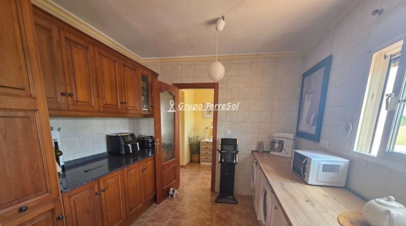 Аликанте - Dolores - 6754m2