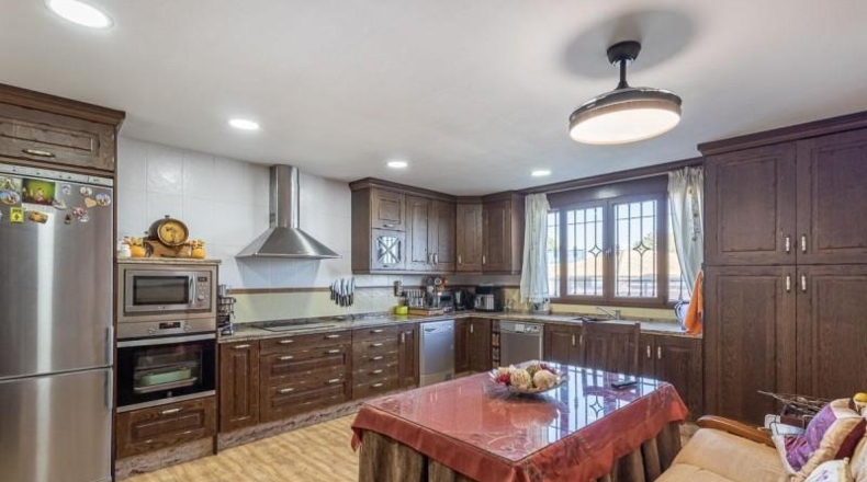 Granada - Albolote - 800m2