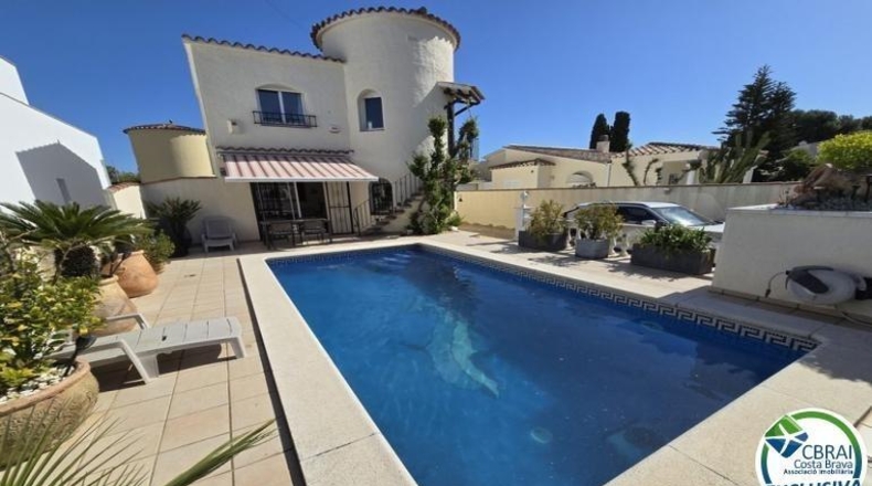Gerona - Castelló d'Empúries - 327m2