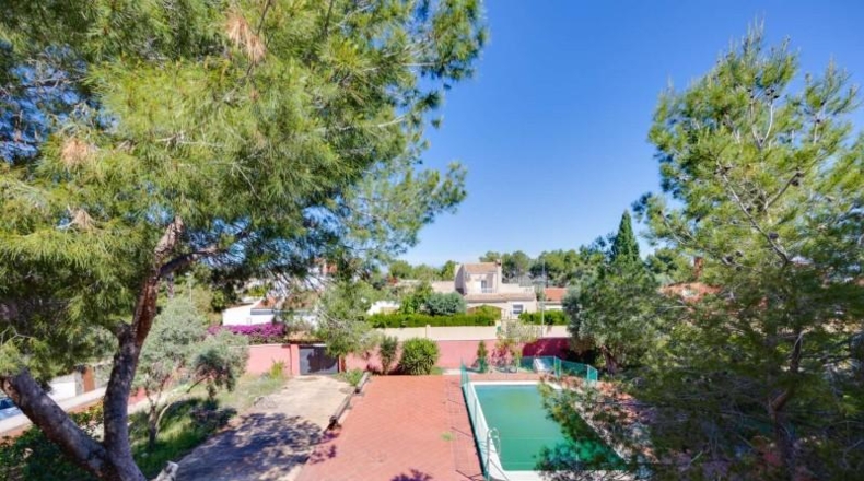 Аликанте - Sant Miquel de les Salines - 1250m2