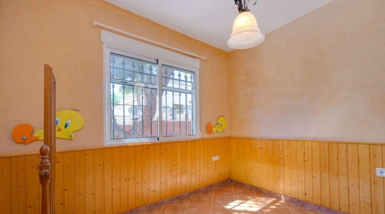 Аликанте - Sant Miquel de les Salines - 1250m2
