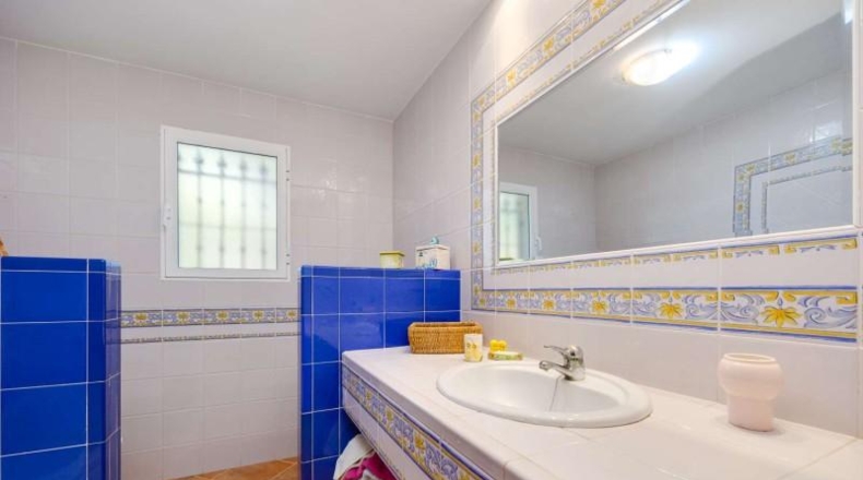 Аликанте - Sant Miquel de les Salines - 1250m2