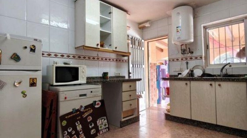 Alicante - Busot - 2800m2