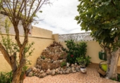 Chalet independiente con terreno en venta en la España, Orihuela, ref: TR181636 foto