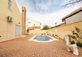 Chalet independiente con terreno en venta en la España, Orihuela, ref: TR181636 foto