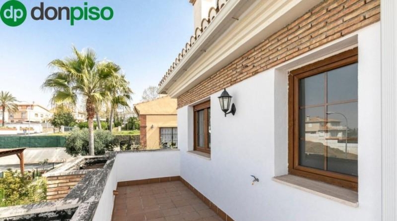 Granada - Huétor Vega - 912m2