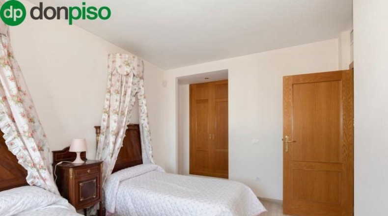 Granada - Huétor Vega - 912m2