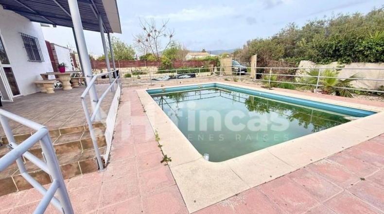 Seville - El Coronil - 700m2