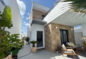 Chalet independiente con terreno en venta en la España, Benijófar, ref: TR257447 foto