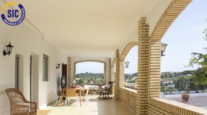 Валенсия - Godelleta - 850m2
