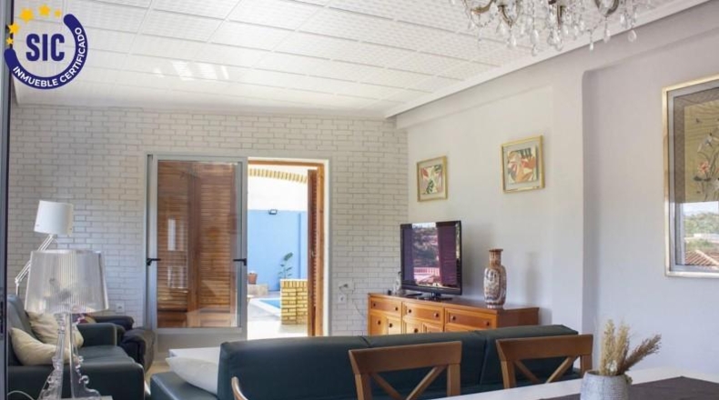 Валенсия - Godelleta - 850m2