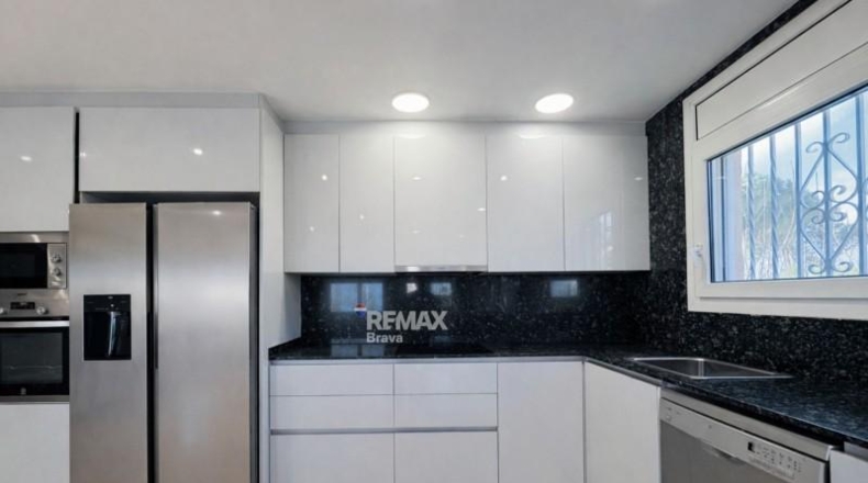 Girona - Sant Pere Pescador - 834m2