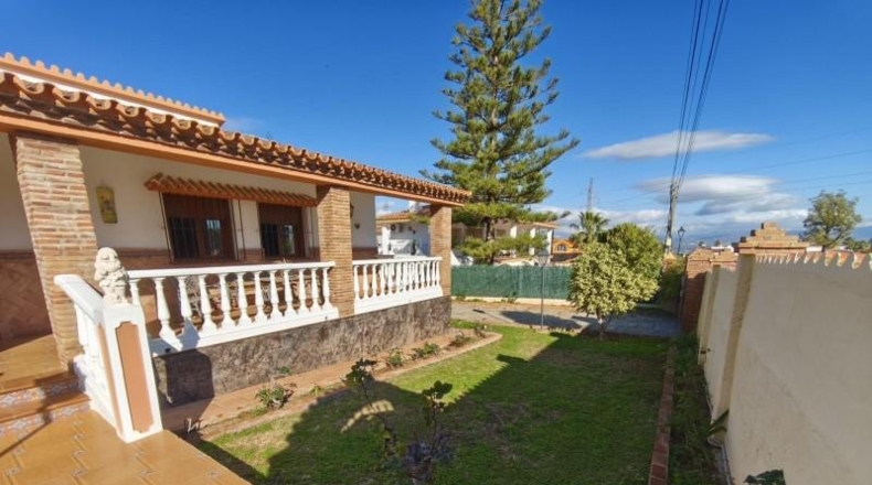 Málaga - Alhaurín de la Torre - 961m2
