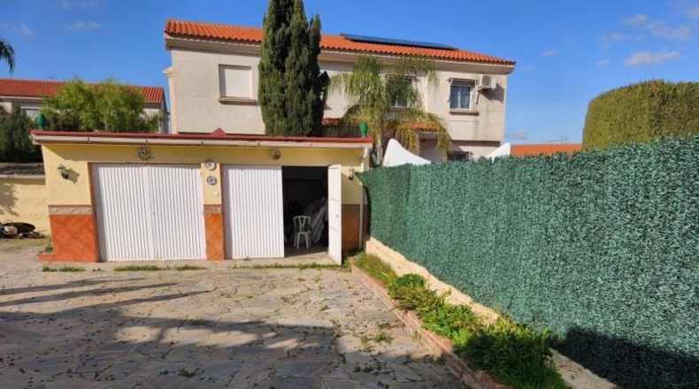 Málaga - Alhaurín de la Torre - 961m2