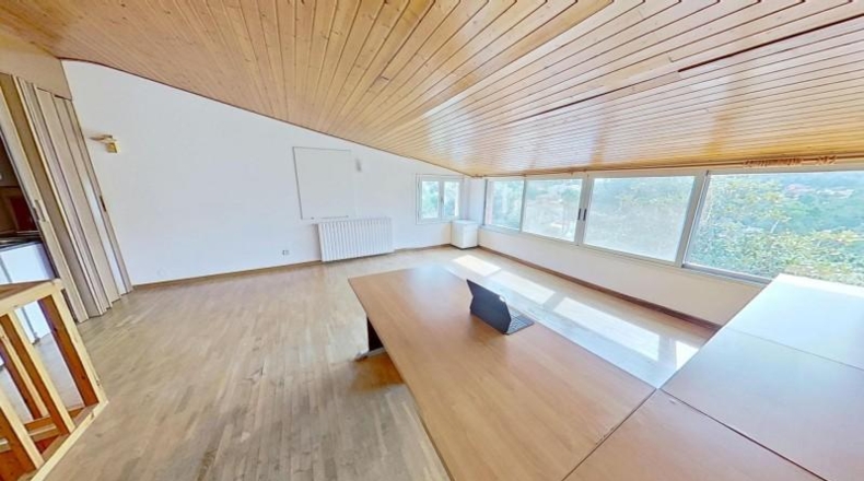 Барселона - Torrelles de Llobregat - 1694m2