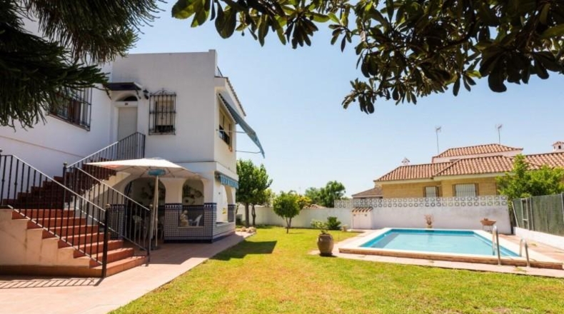 Sevilla - Tomares - 891m2