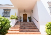 Xalet independent amb terreny en venda a la España, Tomares, ref.: TR399656 foto
