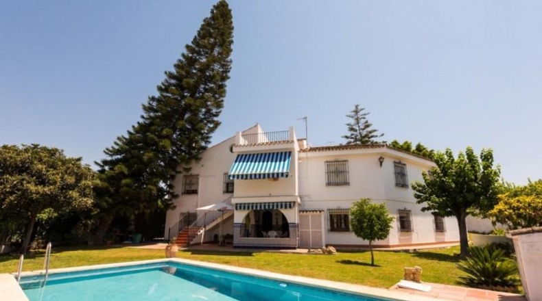 Sevilla - Tomares - 891m2