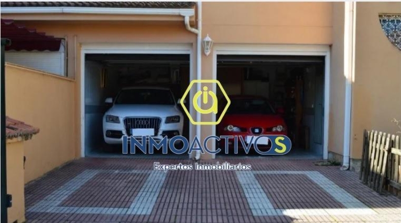 Community of Madrid - Colmenar Viejo - 327m2