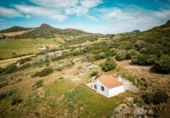 Chalet independiente con terreno en venta en la España, Casares, ref: TR334573 foto