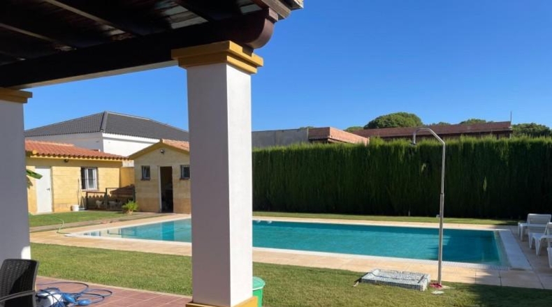 Sevilla - Bollullos de la Mitación - 785m2