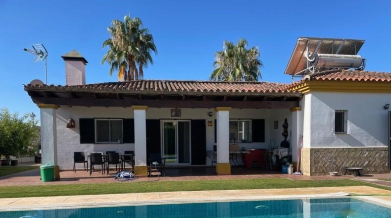 Sevilla - Bollullos de la Mitación - 785m2