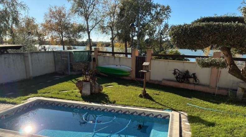 Tarragona - Deltebre - 1500m2