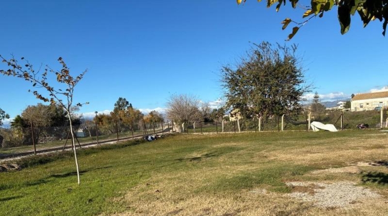 Tarragona - Deltebre - 1500m2