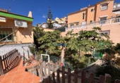 Chalet independiente con terreno en venta en la España, Málaga, ref: TR404238 foto