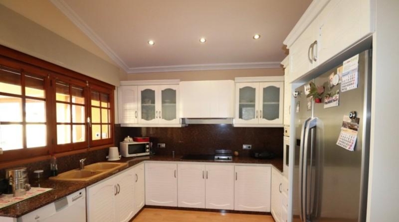 Alicante - Petrer - 3700m2