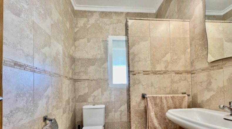 Аликанте - Pedreguer - 1200m2