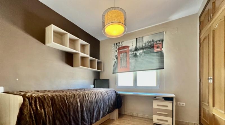Аликанте - Pedreguer - 1200m2