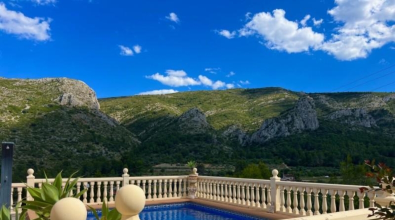Аликанте - Pedreguer - 1200m2
