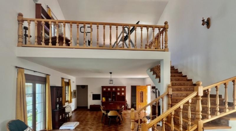 Аликанте - Pedreguer - 3951m2