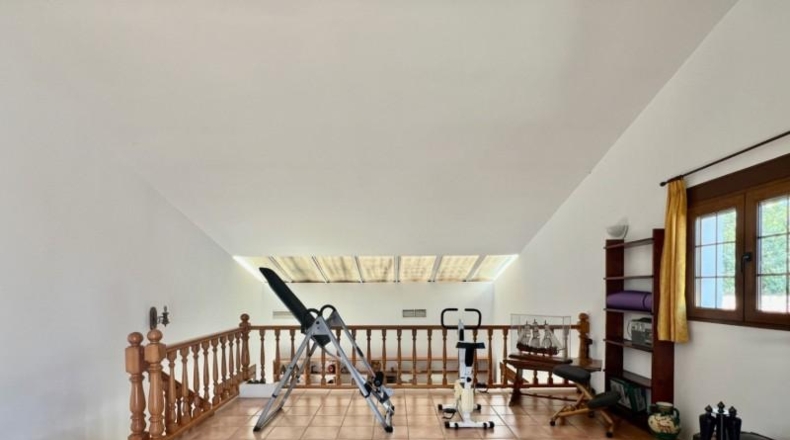Аликанте - Pedreguer - 3951m2