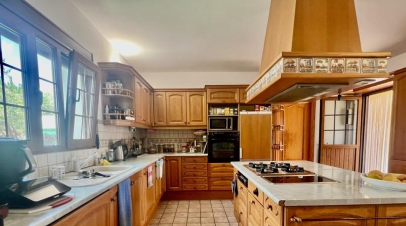 Аликанте - Pedreguer - 3951m2
