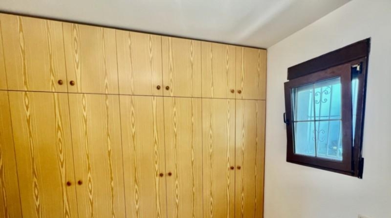 Аликанте - Pedreguer - 3951m2