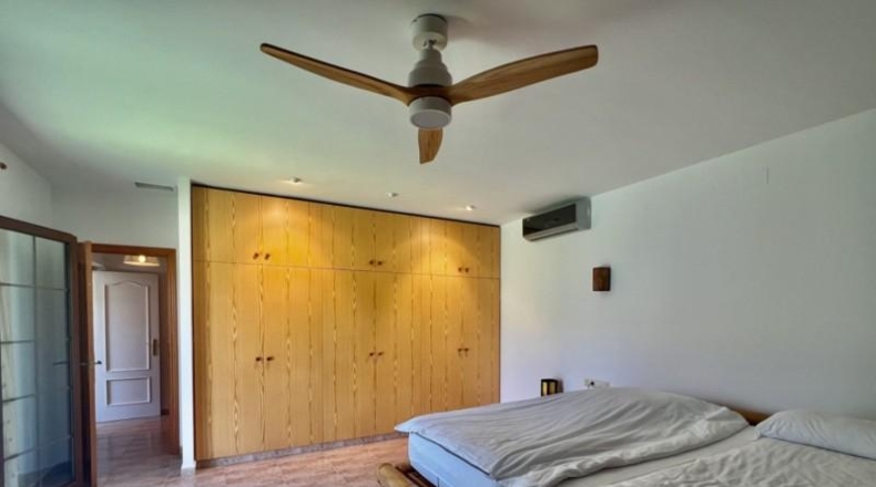 Аликанте - Pedreguer - 3951m2