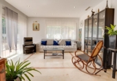 Chalet independiente con terreno en venta en la España, Vilanova i la Geltrú, ref: TR161731 foto