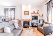 Chalet independiente con terreno en venta en la España, Vilanova i la Geltrú, ref: TR389377 foto