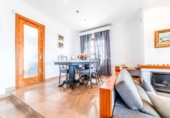 Chalet independiente con terreno en venta en la España, Vilanova i la Geltrú, ref: TR389377 foto