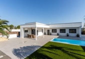 Xalet independent amb terreny en venda a la España, Sant Quirze del Vallès, ref.: TR349811 foto
