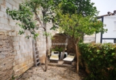 Chalet independiente con terreno en venta en Clavijo ref: TR408930 foto